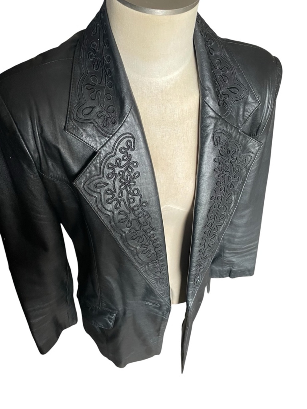 Vintage Together black Leather Blazer Jacket with Embossed Lapel